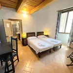 Villa Spoleto Tranquilita Sleeps 16 With Wifi Pool Yoga Gardens And Views