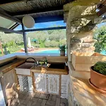 Spoleto Tranquilita Sleeps 16 With Wifi Pool Yoga Gardens And Views * Morro