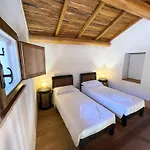 Spoleto Tranquilita Sleeps 16 With Wifi Pool Yoga Gardens And Views