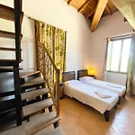 Spoleto Tranquilita Sleeps 16 With Wifi Pool Yoga Gardens And Views Villa Morro
