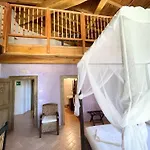 Spoleto Tranquilita Sleeps 16 With Wifi Pool Yoga Gardens And Views Villa Morro
