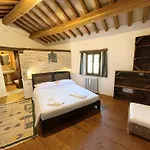 Spoleto Tranquilita Sleeps 16 With Wifi Pool Yoga Gardens And Views