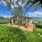 Villa Spoleto Tranquilita Sleeps 16 With Wifi Pool Yoga Gardens And Views