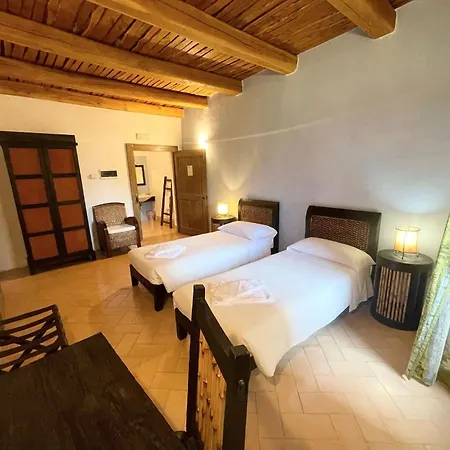 Spoleto Tranquilita Sleeps 16 With Wifi Pool Yoga Gardens And Views