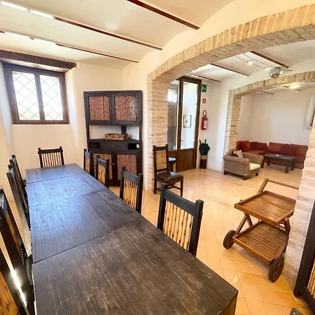 Spoleto Tranquilita Sleeps 16 With Wifi Pool Yoga Gardens And Views 别墅 Morro