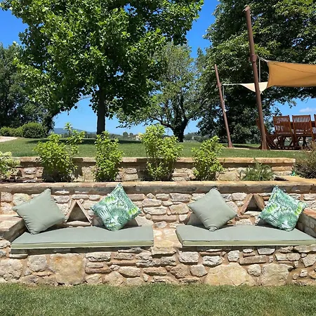 Spoleto Tranquilita Sleeps 16 With Wifi Pool Yoga Gardens And Views ヴィラ *