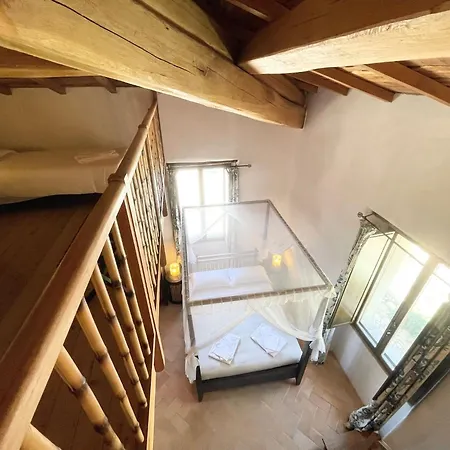 Spoleto Tranquilita Sleeps 16 With Wifi Pool Yoga Gardens And Views Villa Morro