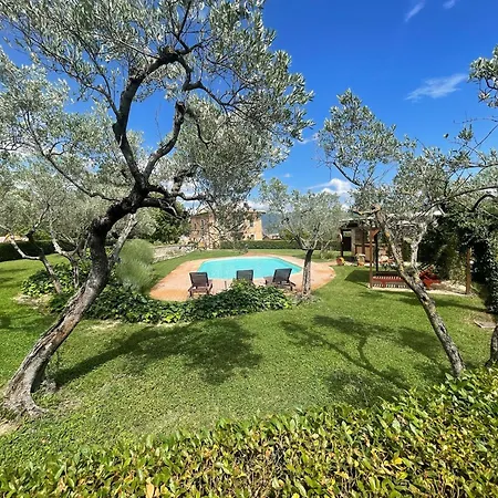 Spoleto Tranquilita Sleeps 16 With Wifi Pool Yoga Gardens And Views *