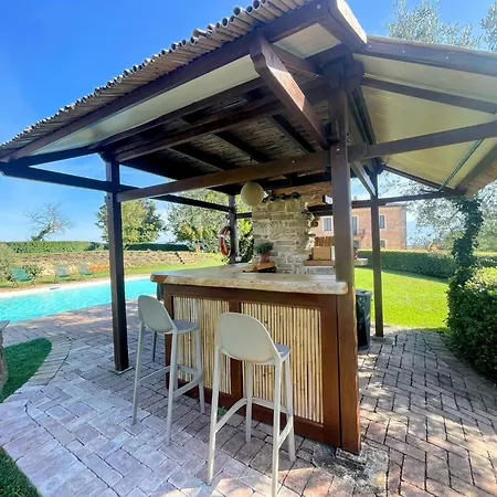 Spoleto Tranquilita Sleeps 16 With Wifi Pool Yoga Gardens And Views ヴィラ