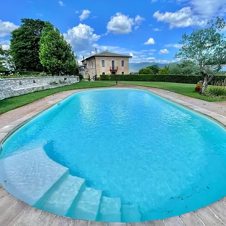 Villa Spoleto Tranquilita Sleeps 16 With Wifi Pool Yoga Gardens And Views Morro
