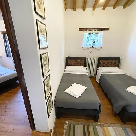 Spoleto Tranquilita Sleeps 16 With Wifi Pool Yoga Gardens And Views 别墅 Morro