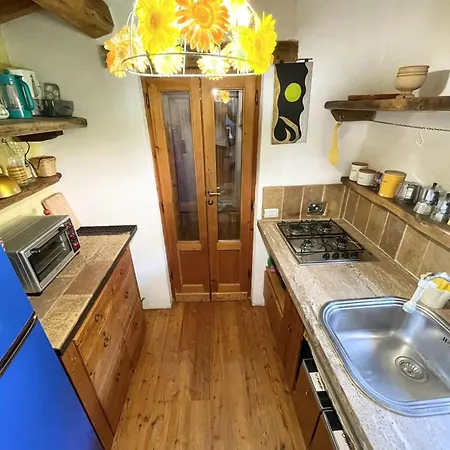 Spoleto Tranquilita Sleeps 16 With Wifi Pool Yoga Gardens And Views Morro