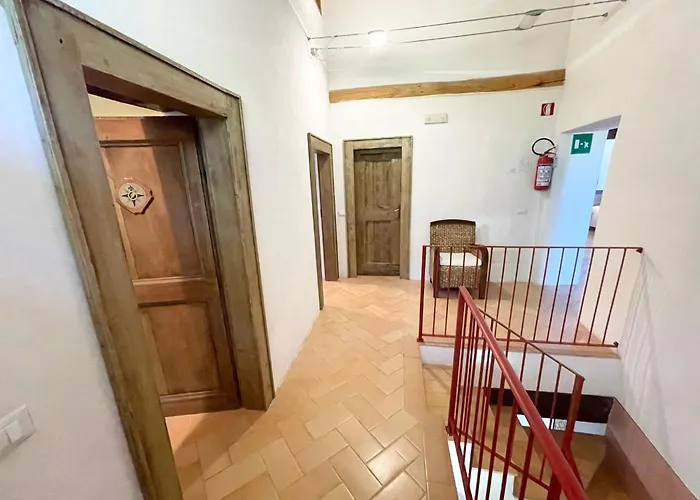 Vila Spoleto Tranquilita Sleeps 16 With Wifi Pool Yoga Gardens And Views