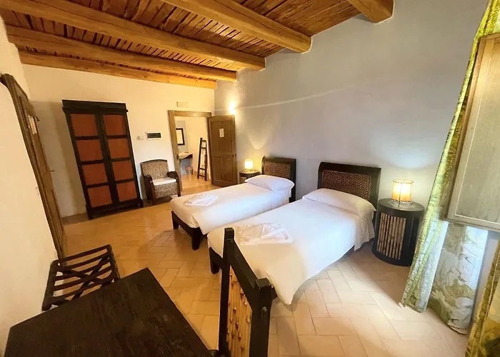 Spoleto Tranquilita Sleeps 16 With Wifi Pool Yoga Gardens And Views