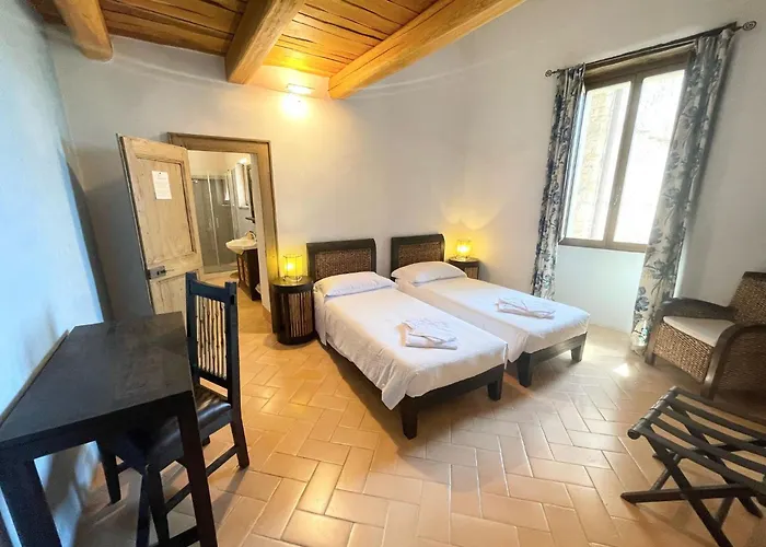 Vila Spoleto Tranquilita Sleeps 16 With Wifi Pool Yoga Gardens And Views *