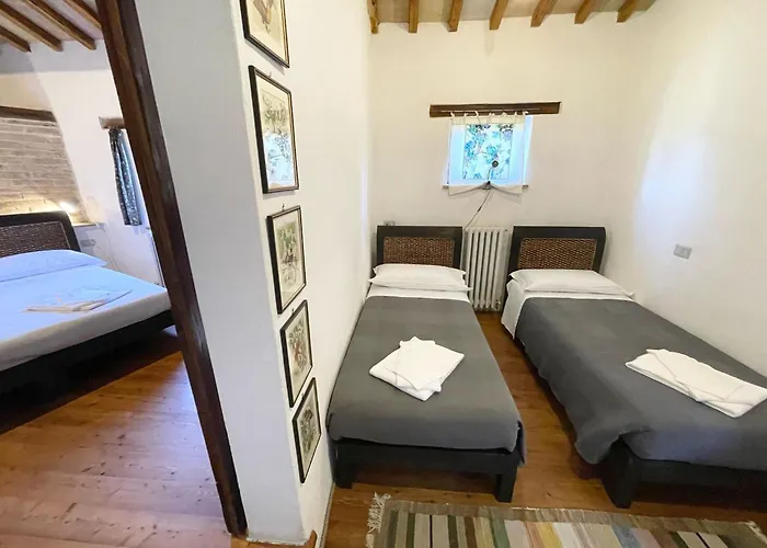 Spoleto Tranquilita Sleeps 16 With Wifi Pool Yoga Gardens And Views Vila Morro