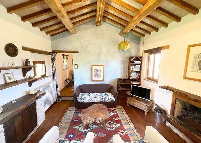 Spoleto Tranquilita Sleeps 16 With Wifi Pool Yoga Gardens And Views